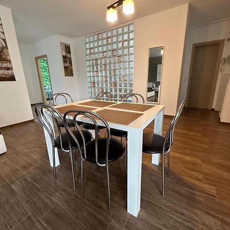 אולימפ Apartament Lux Albert מראה חיצוני תמונה