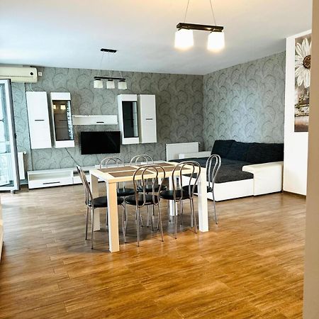 אולימפ Apartament Lux Albert מראה חיצוני תמונה